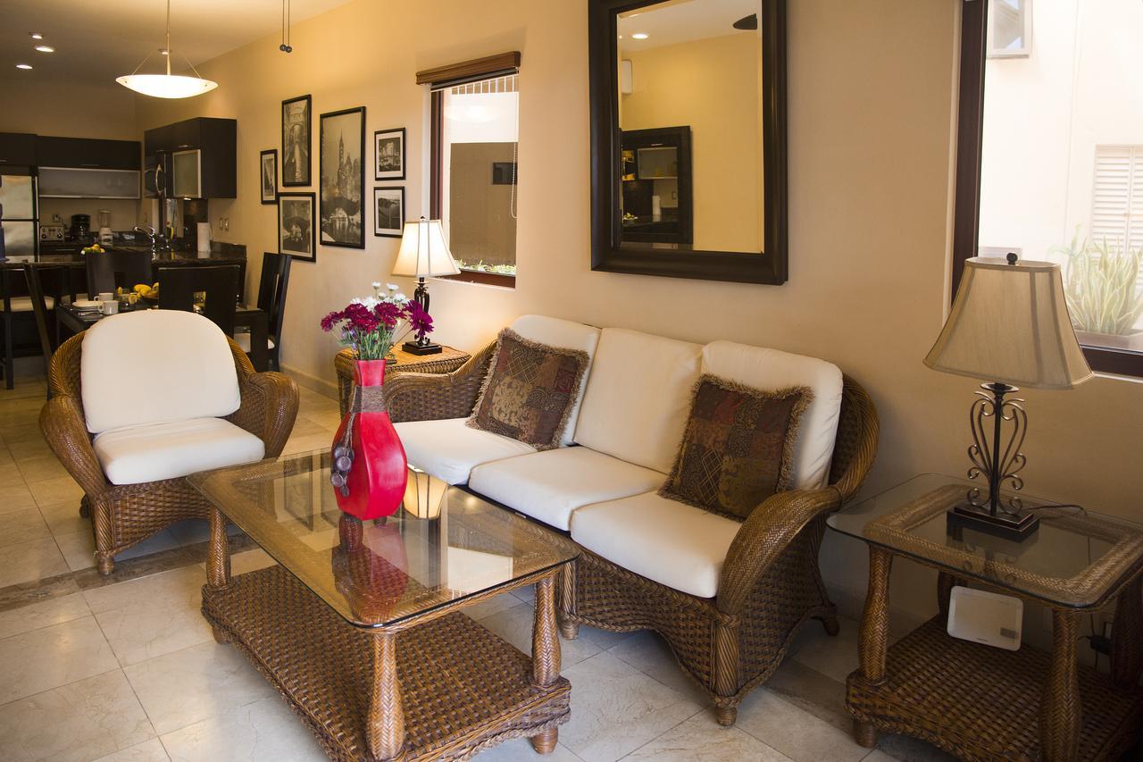 El Faro Ground Level Reef 106 Aparthotel