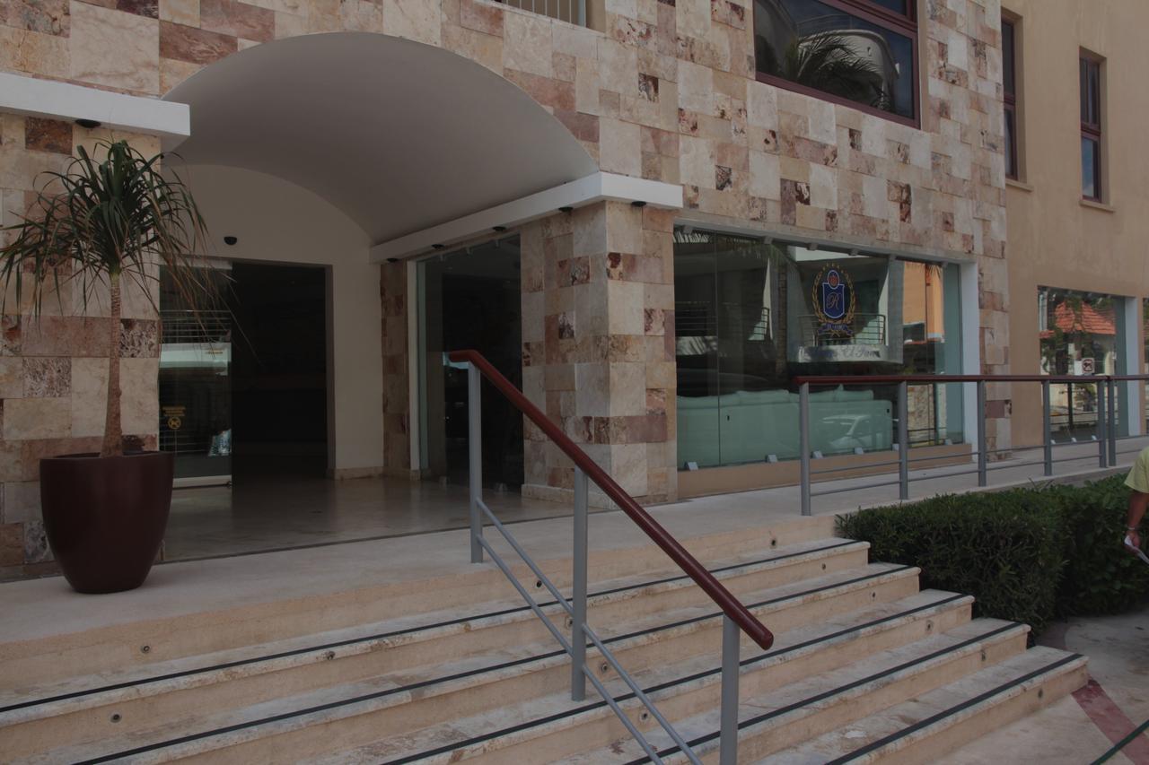 El Faro Ground Level Reef 106 Aparthotel *