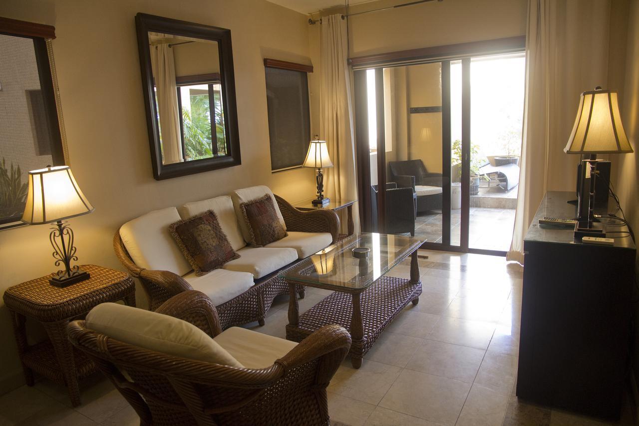 El Faro Ground Level Reef 106 Apartahotel