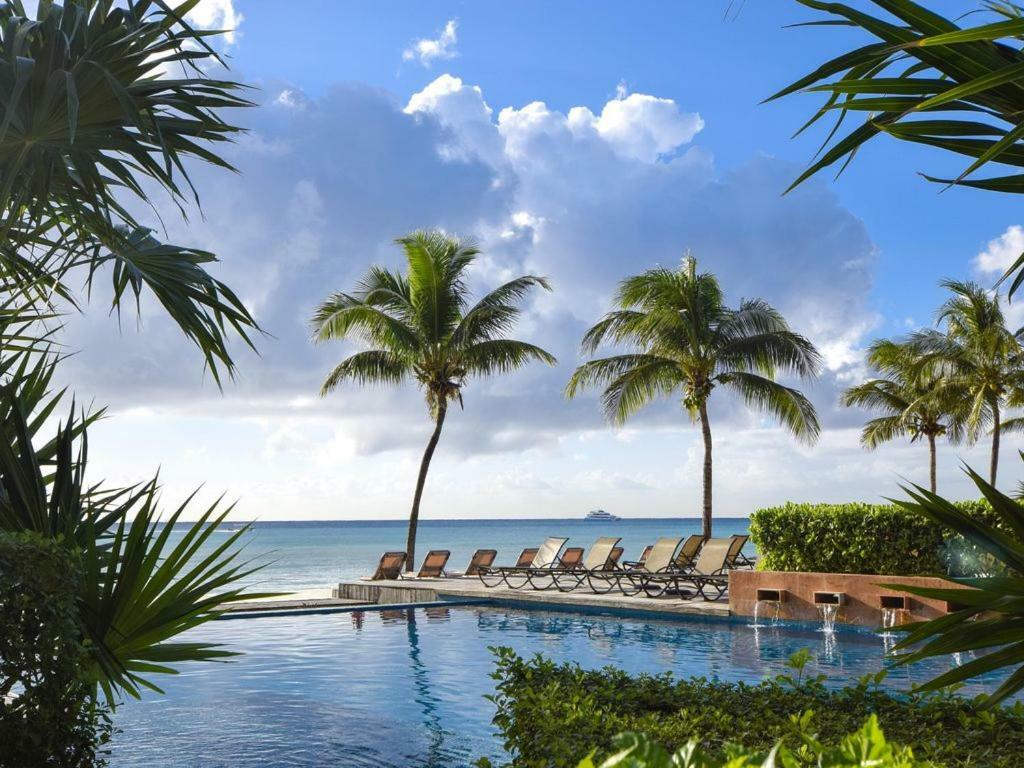 El Faro Ground Level Reef 106 Apartahotel