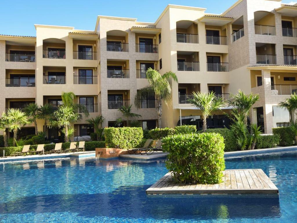 Apartahotel El Faro Ground Level Reef 106 *